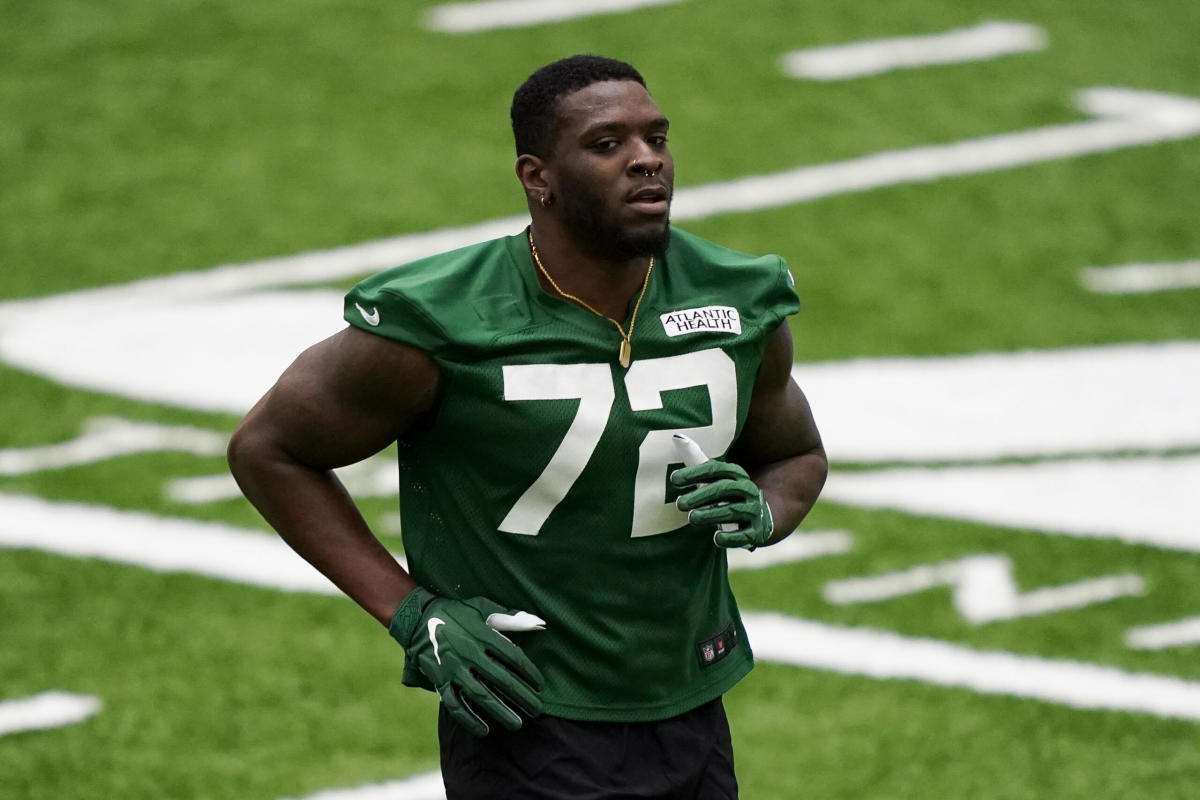 Jets 'Mystery Man' Micheal Clemons Is Rookie to Watch