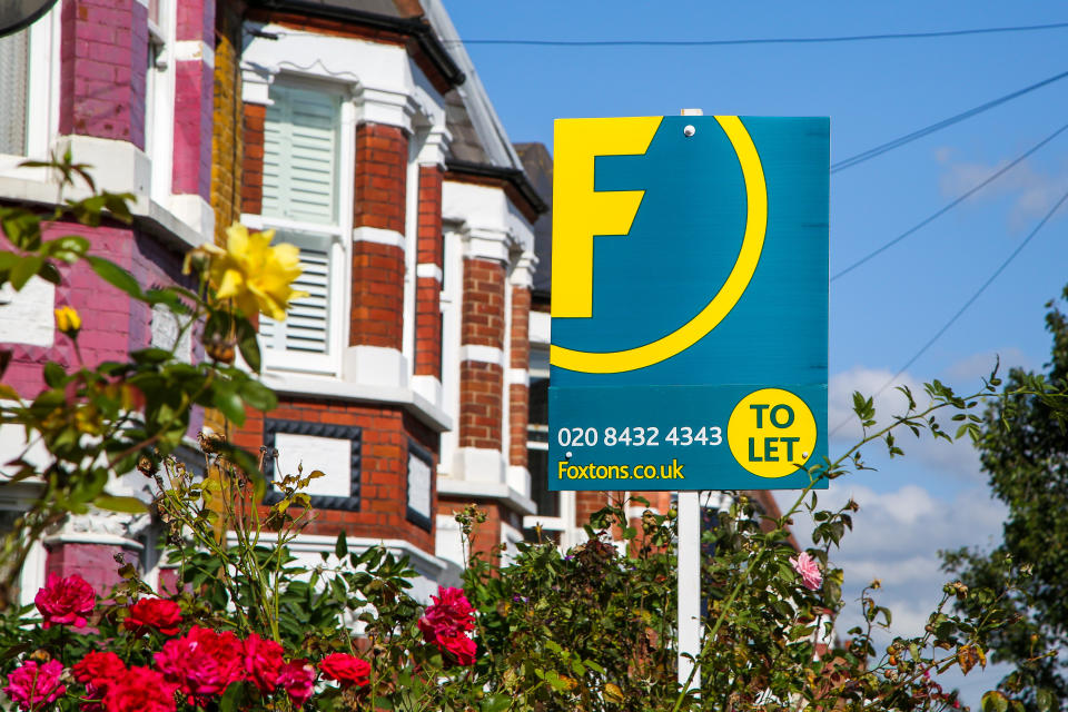 A Foxtons estate agent's 'To Let' sign seen outside a residential property in London. Photo: Dinendra Haria/SOPA Images/Sipa USA