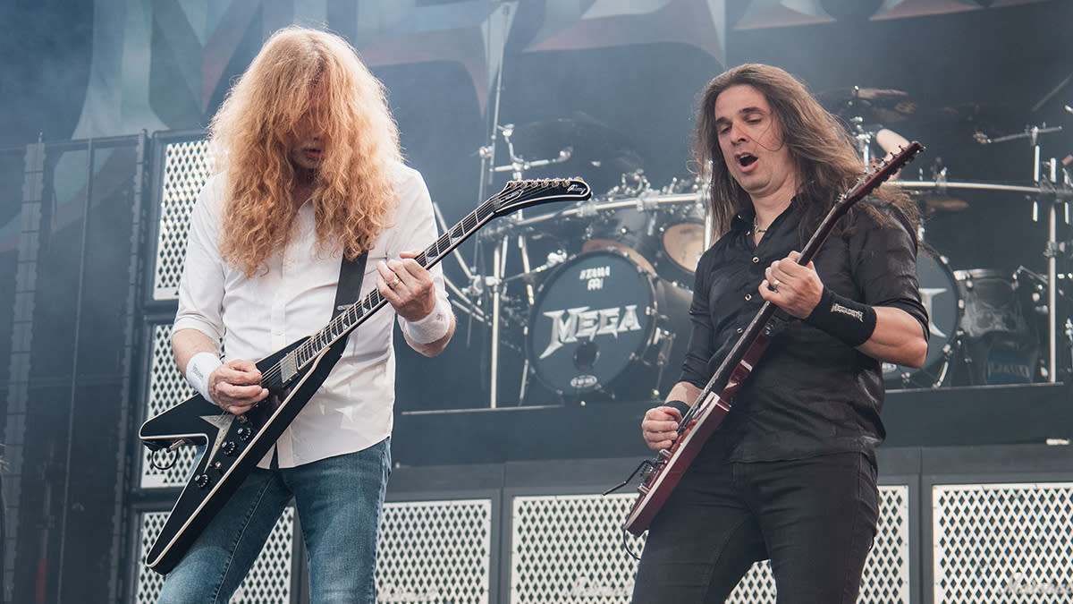  Dave Mustaine and Kiko Loureiro. 
