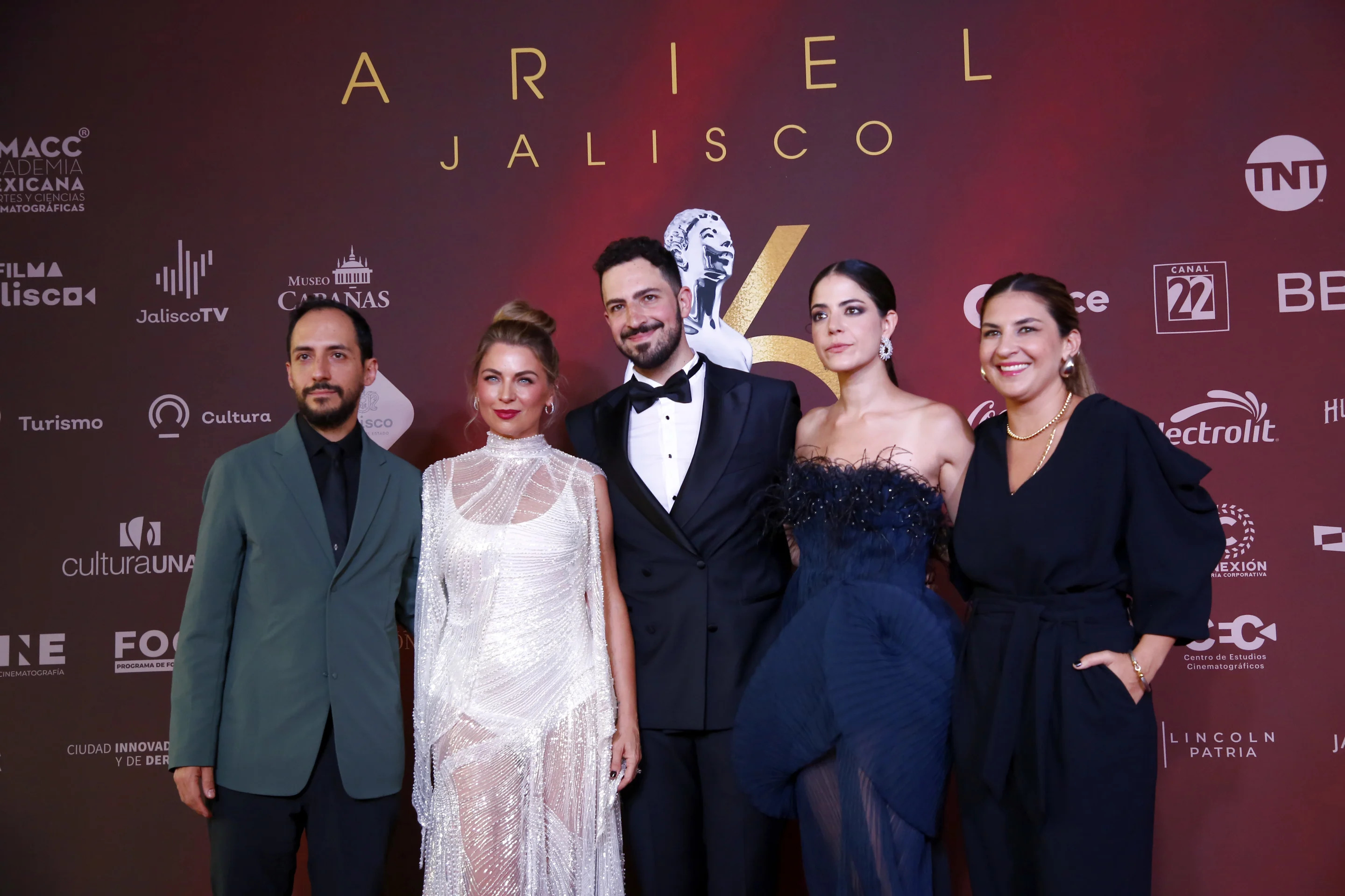 GUADALAJARA, MEXICO - SEPTEMBER 7: Humberto Busto, Ludwika Paleta and Carlos Pérez Osorio and Adriana Llabres pose for photo during a Red Carpet of Ariel Awards 2024 at Teatro Diana on September 7, 2024 in Guadalajara, Mexico. (Photo by Medios y Media/Getty Images)