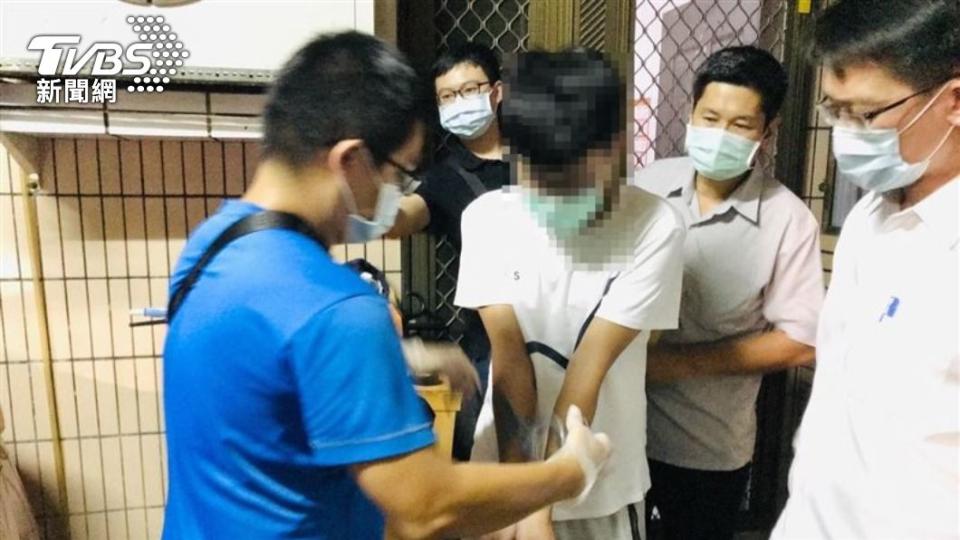 蕭男冒充員警身分拍攝不雅影片，今（30）日凌晨於台南歸仁區落網。（圖／警方提供）