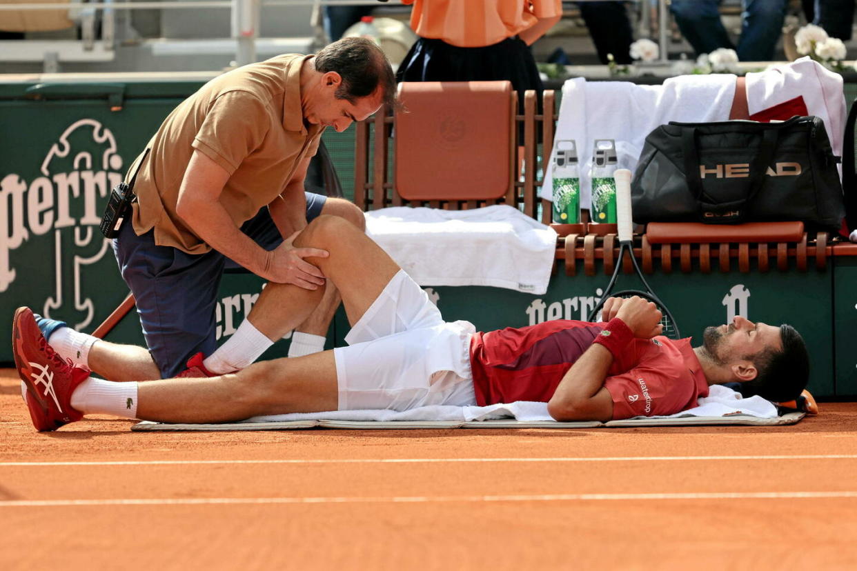 Novak Djokovic a fait appel au soignant lundi lors de son match contre Francisco Cerundolo.  - Credit:UPI/Newscom/SIPA / SIPA / UPI/Newscom/SIPA