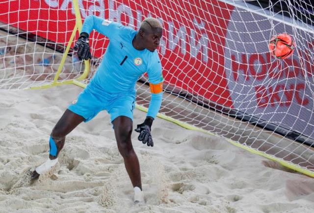 Diario HOY  Brasil derrota a El Salvador y Uruguay a Omán en el Mundial de fútbol  playa