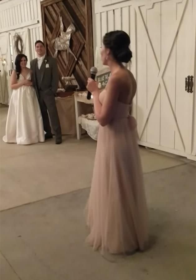 A bridesmaid has become an internet sensation for her incredible rap speech. Photo: YouTube