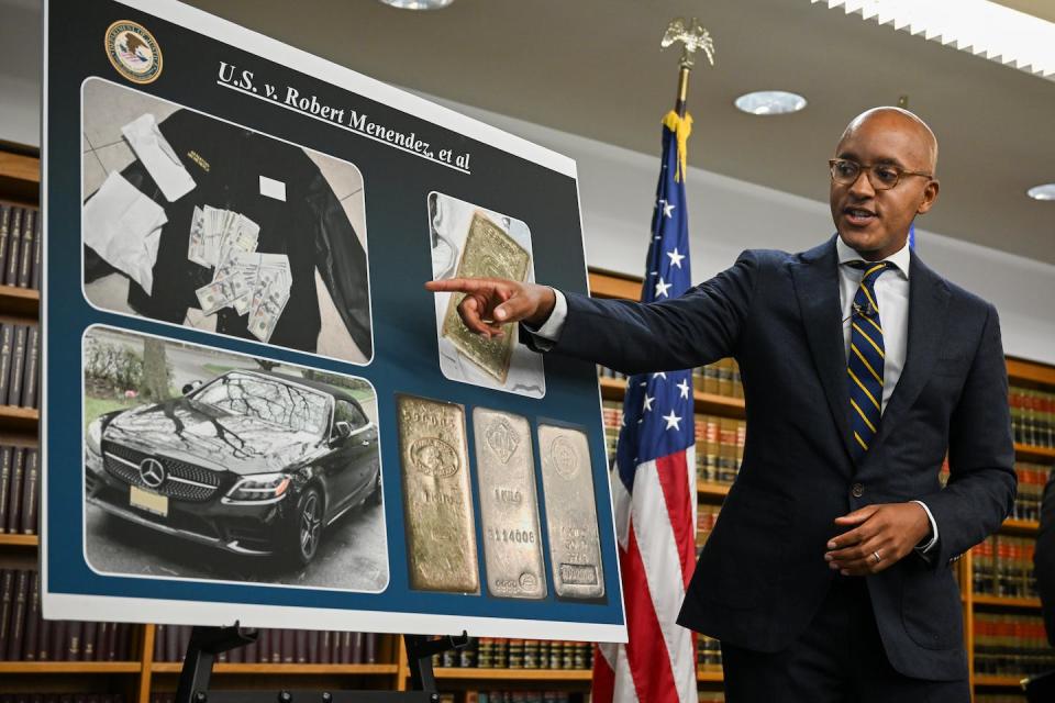 Damian Williams, U.S. attorney for the Southern District of New York, speaks during a news conference on Sept. 22, 2023, after announcing the Menendez indictment. <a href="https://www.gettyimages.com/detail/news-photo/damian-williams-u-s-attorney-for-the-southern-district-of-news-photo/1695609428?adppopup=true" rel="nofollow noopener" target="_blank" data-ylk="slk:Alexi J. Rosenfeld/Getty Images;elm:context_link;itc:0;sec:content-canvas" class="link ">Alexi J. Rosenfeld/Getty Images</a>