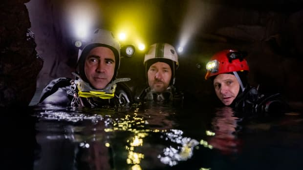 Colin Farrell, Joel Edgerton and Viggo Mortensen as rescue divers in an underwater scene in "Thirteen Lives"<p>Vince Valituli/MGM Pictures</p>