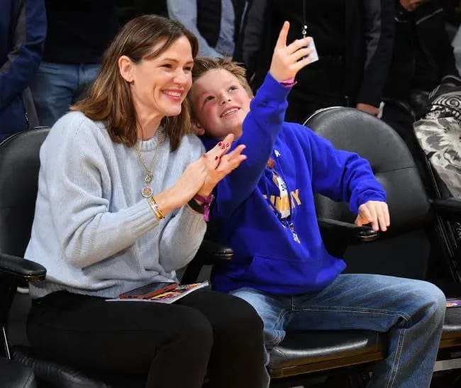 jennifer garner with son samuel garner affleck