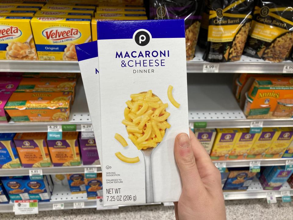 A box of Publix macaroni and cheese