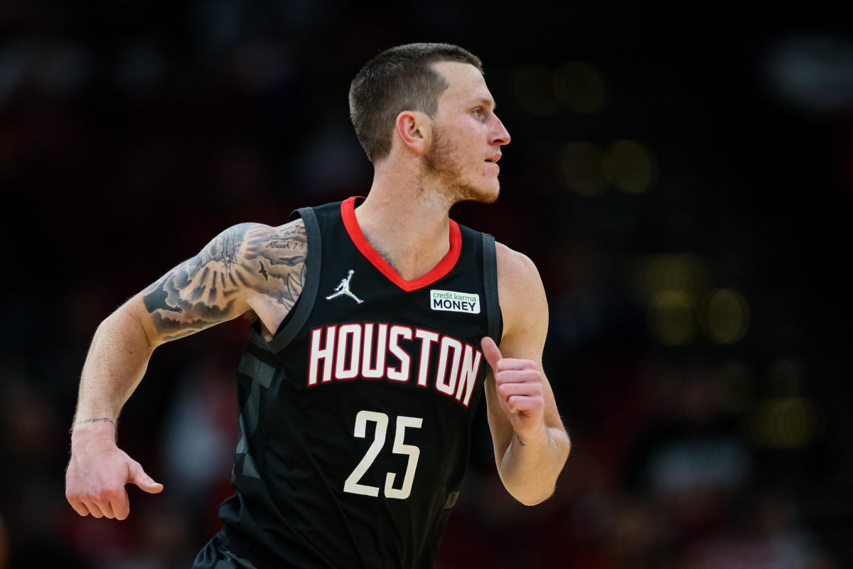 Garrison Mathews grateful for new contract with Rockets