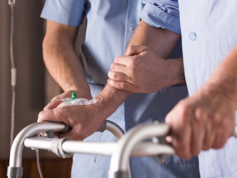 Krankenkassen horten immer mehr Geld