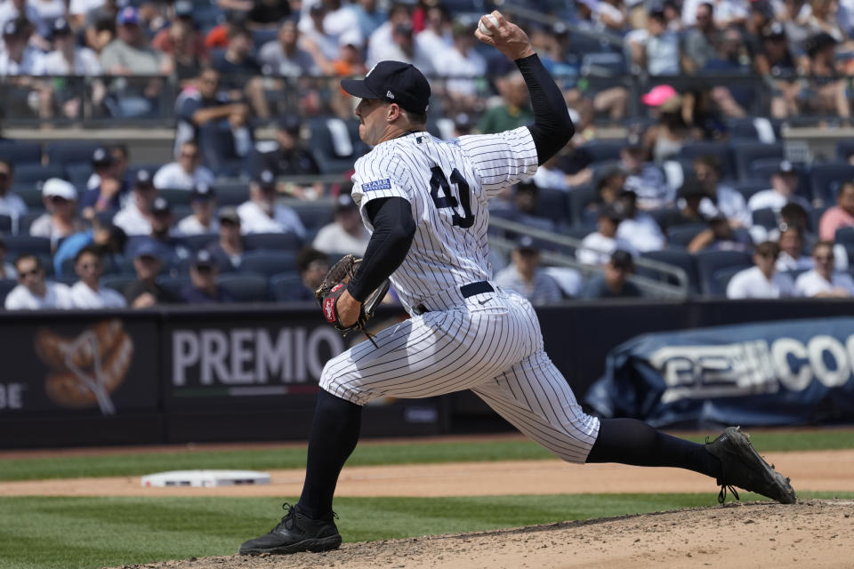 New York Yankees relief pitcher Tommy Kahnle throws in the seventh inning of a baseball game against the Houston Astros, Saturday, Aug. 5, 2023, in New York. (AP Photo/Mary Altaffer)
