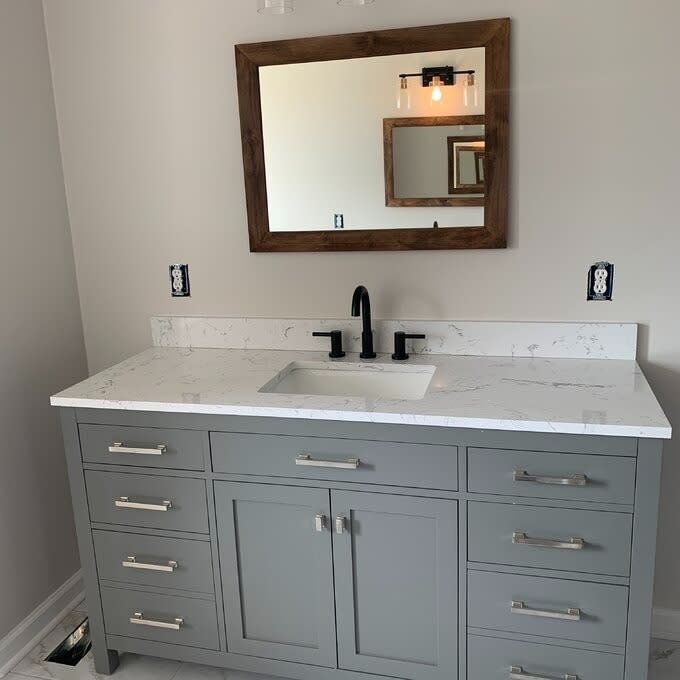 the free standing vanity in a bathroom