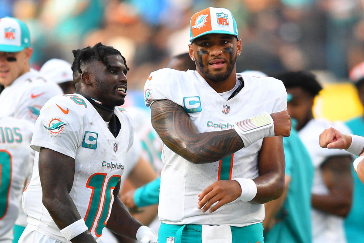 Reeling Dolphins underdogs at home against Steelers