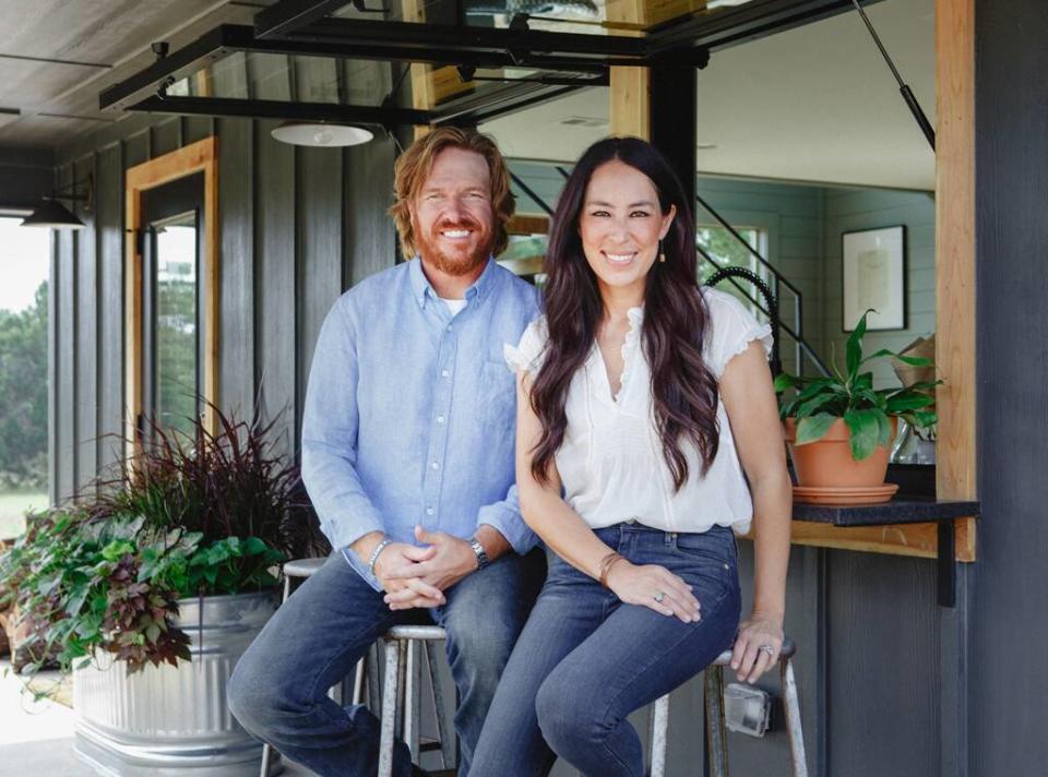 Chip Gaines, Joanna Gaines, Fixer Upper