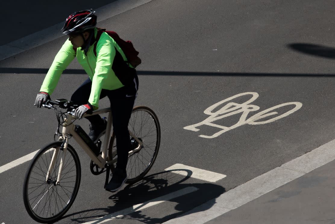 Cyclists and pedestrians should take precedence claim a health watchdog (PA)