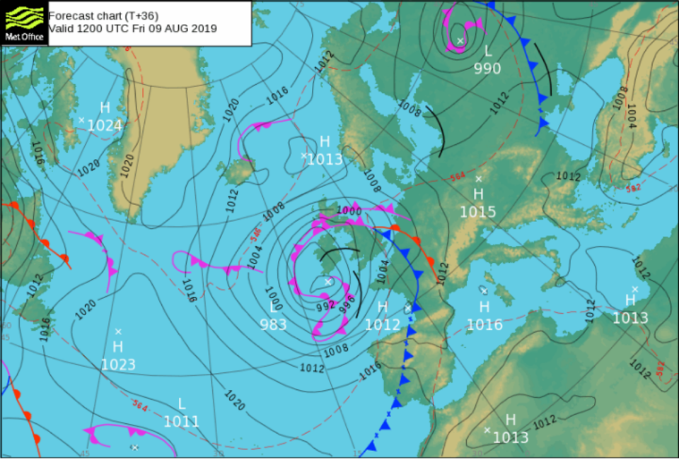 A low pressure system will bring bad weather to the majority of the UK this weekend (MET OFFICE)