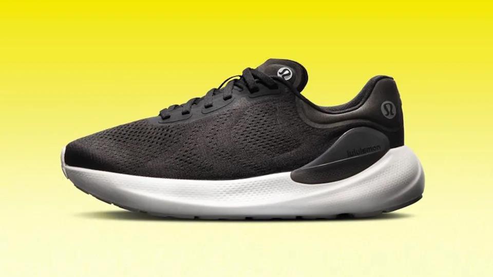 Lululemon beyondfeel running shoes