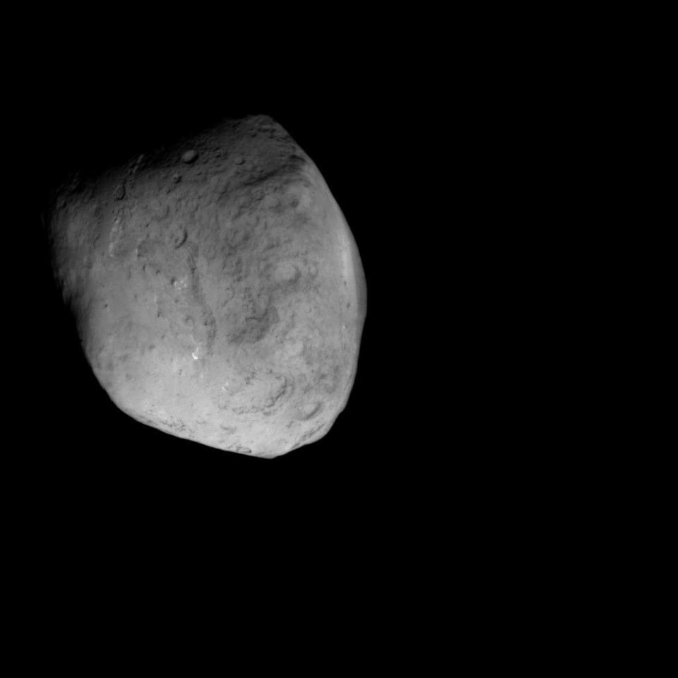 IN SPACE - FEBRUARY 14:  In this handout from NASA/JPL-Caltech/Cornell, the comet Tempel 1 is seen from the Stardust spacecraft February 14, 2011in space.  NASA's Stardust-NExT mission has begun beaming back images from a comet purposely hit by an earlier probe. Scientists hope to look at the crater and compare it to the comet's other surface features.  (Photo by NASA/JPL-Caltech/Cornell via Getty Images)