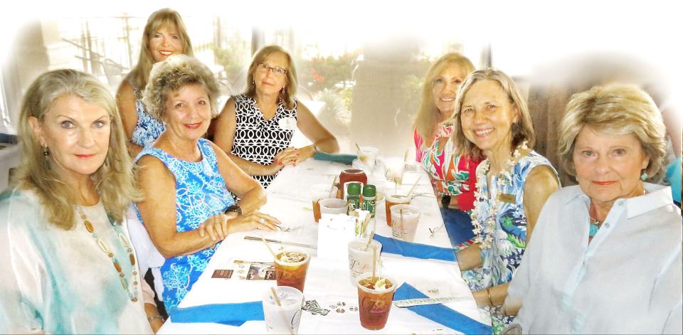 Luncheon crowd at CJ's On the Bay, Marco Island.