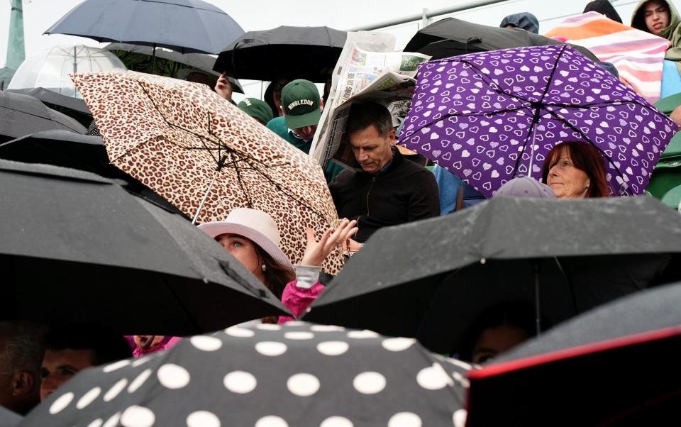 Wimbledon 2024: Day three delayed by rain, Raducanu, Osaka, Alcaraz and Medvedev in action