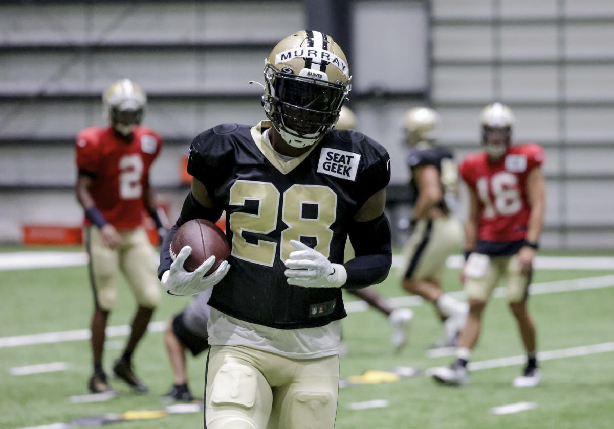 Saints elevate Latavius Murray, updated RB depth chart without Alvin Kamara