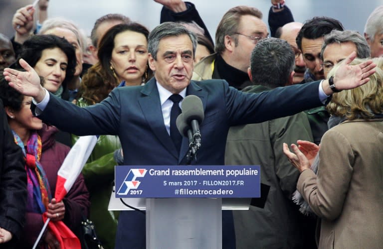 French presidential election Francois Fillon (centre) addresses supporters during a rally in Paris, on March 5, 2017