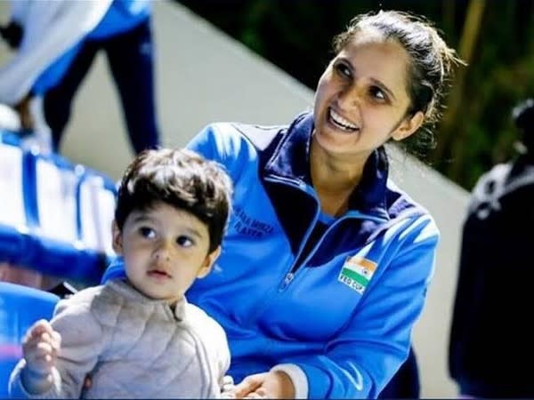 Sania Mirza with her son (Photo/ SAI Media Twitter)