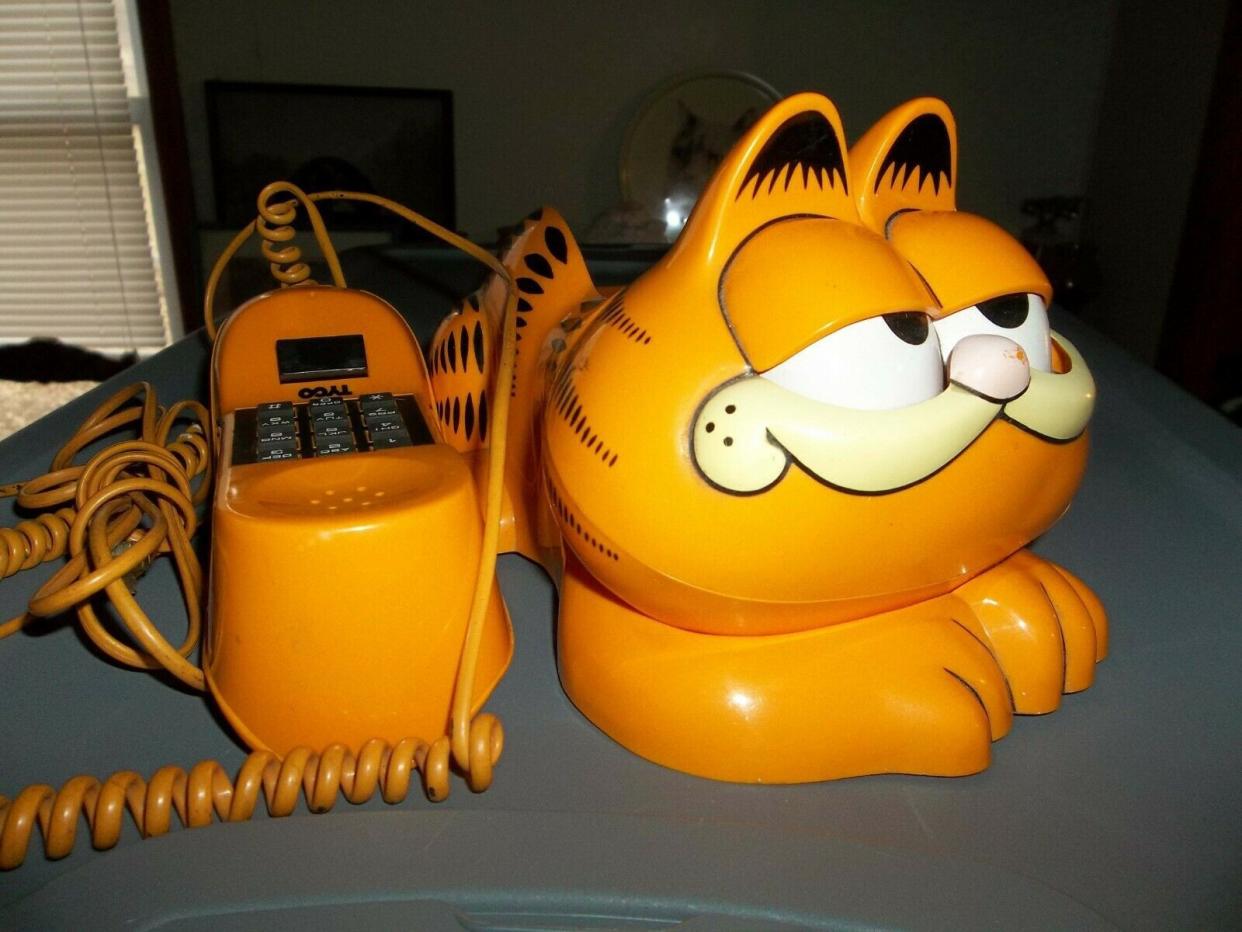 Garfield Phone