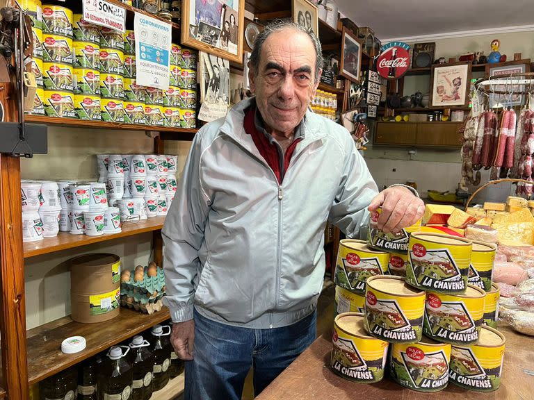 Roberto Jorge, dueño de La Chavense, revela por qué su dulce de leche es único: "Tenemos nuestras propias vacas. Usamos nuestra leche, la cocinamos y le agregamos azúcar, sin productos químicos" 