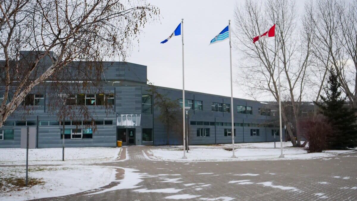 The Thebacha campus of Aurora College in Fort Smith, N.W.T. (Julie Plourde/Radio-Canada - image credit)