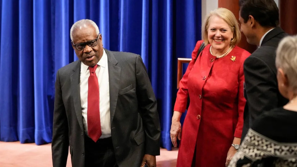 PHOTO: Associate Supreme Court Justice Clarence Thomas and his wife Virginia Thomas arrive at the Heritage Foundation, Oct. 21, 2021, in Washington, D.C. (Drew Angerer/Getty Images)