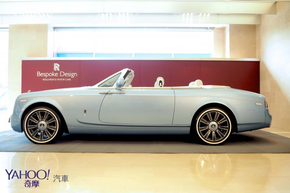 世界唯一現身台灣，Rolls-Royce Blue Magpie Phantom Drophead Coupé極致奢華女神降臨