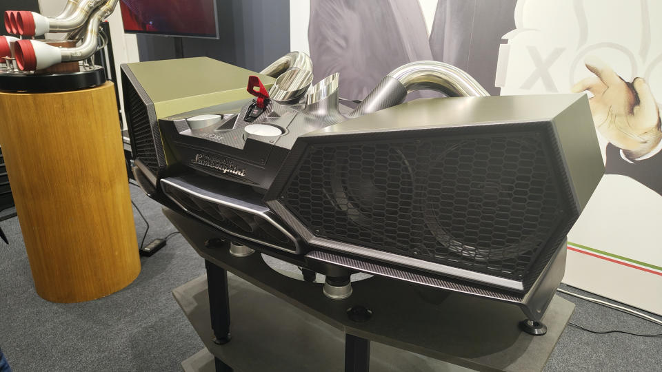 IWoost Lamborghini grille speaker