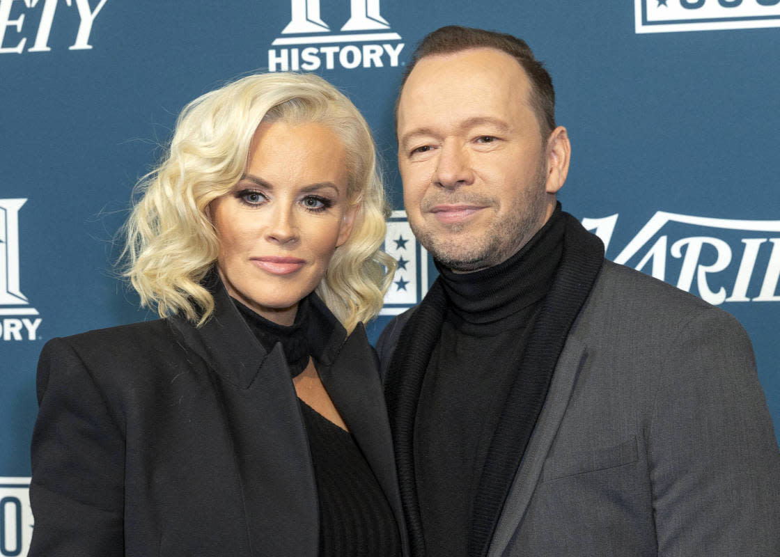 Fans Cant Get Enough Of Donnie Wahlberg And Jenny Mccarthys Drunk Nye Video Update