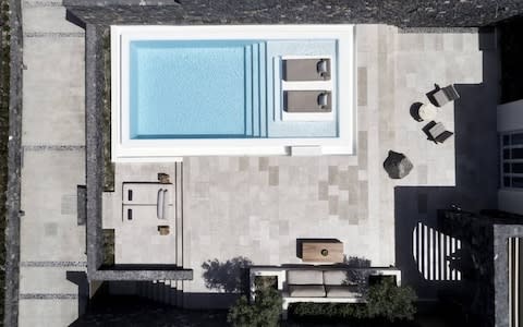 A private pool at Canaves Oia Epitome