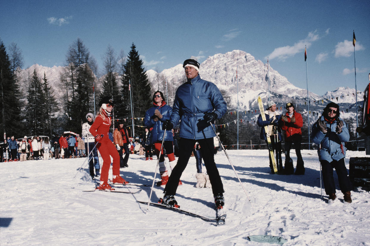 English actor Roger Moore as 007 with American ice skating champion Lynn-Holly Johnson as Bibi Dahl in a scene from the James Bond film 'For Your Eyes Only', 1981. (Photo by Keith Hamshere/Getty Images) 