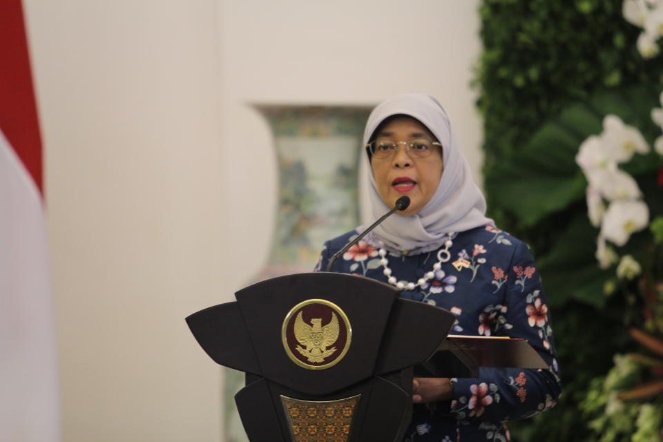 BOGOR, INDONESIA - FEBRUARY 04: Singaporean President Halimah binti Yacob with Indonesian President Joko Widodo (not seen) hold a press conference after their meeting at Bogor Presidential Palace in Bogor, West Java, Indonesia on February 04, 2020. (Photo by Surya FachrÄ±zal Aprianus/Anadolu Agency via Getty Images)