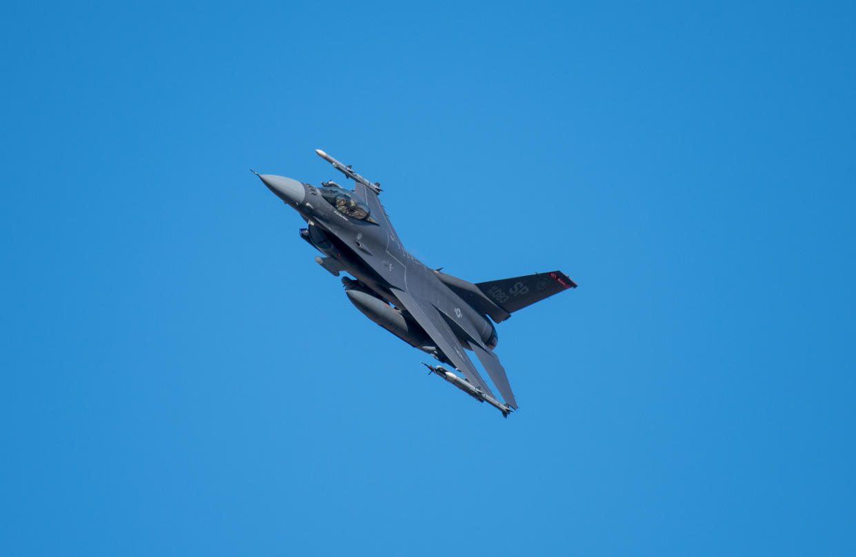 An F-16 fighter jet.