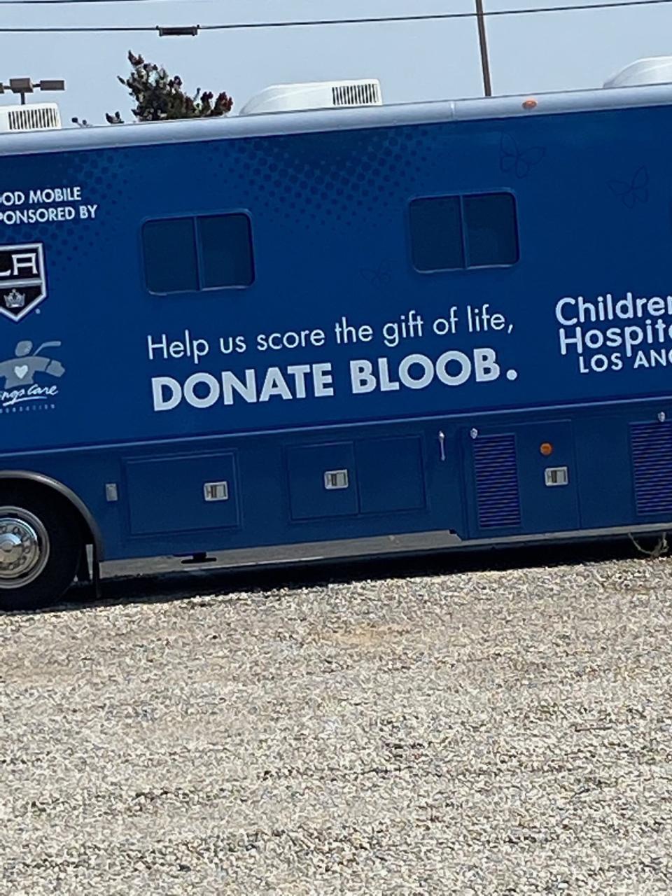 sign asking people to donate bloob