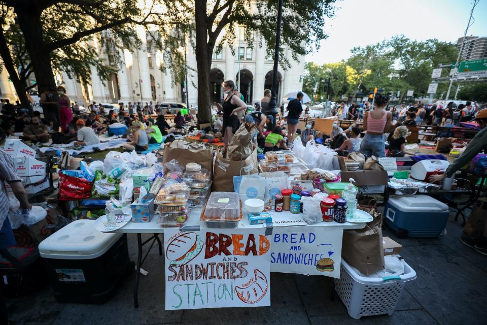 City Hall protest food station