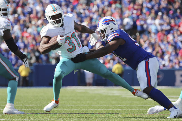 Dolphins' high-powered offense stalls in Miami's latest letdown at Buffalo