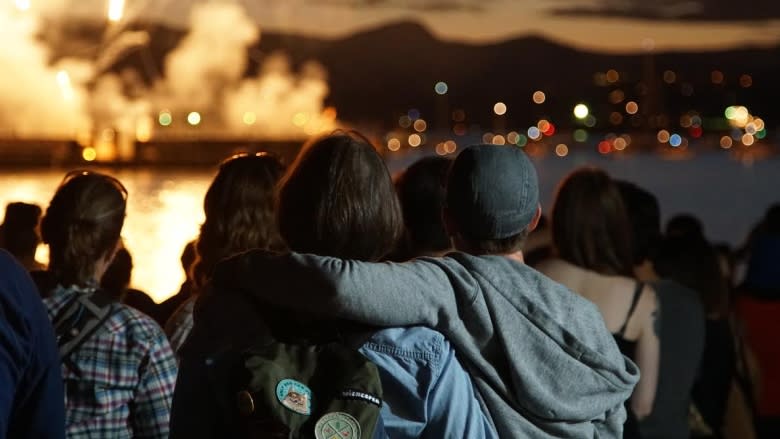 U.S.A Disney team ends Honda Celebration of Light with bang