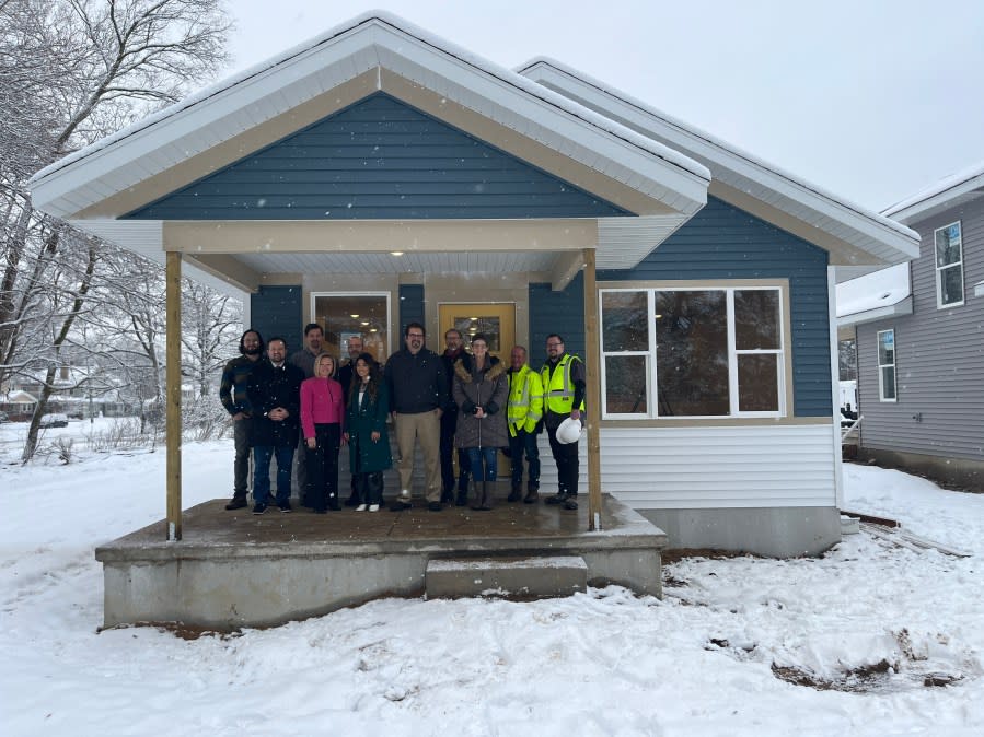 Grand Rapids Mayor Rosalynn Bliss and 2080 Union project leaders. (Jan. 11, 2024)