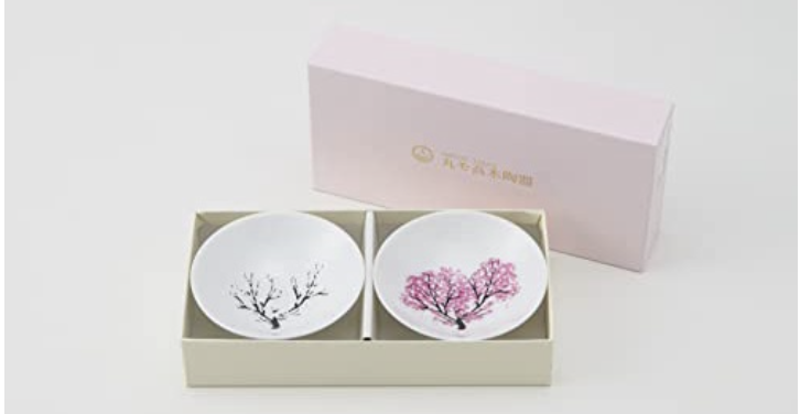 Sakura Glass Hanami Pair Set, [Direct From Japan]. PHOTO: Shopee