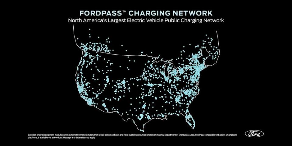 傳統車廠反撲，Ford Mustang Mach-E充電力超越TESLA？充10分鐘可