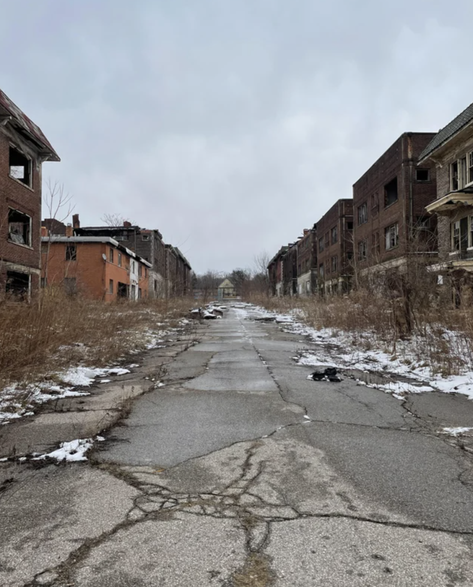 A deserted neighborhood