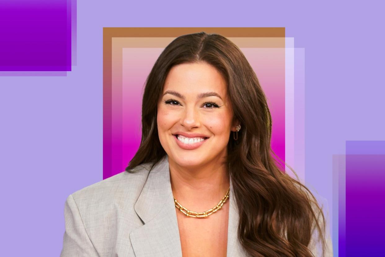 Ashley Graham pregnant with twins