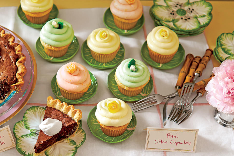 Lemon Sherbet Cupcakes with Buttercream Frosting