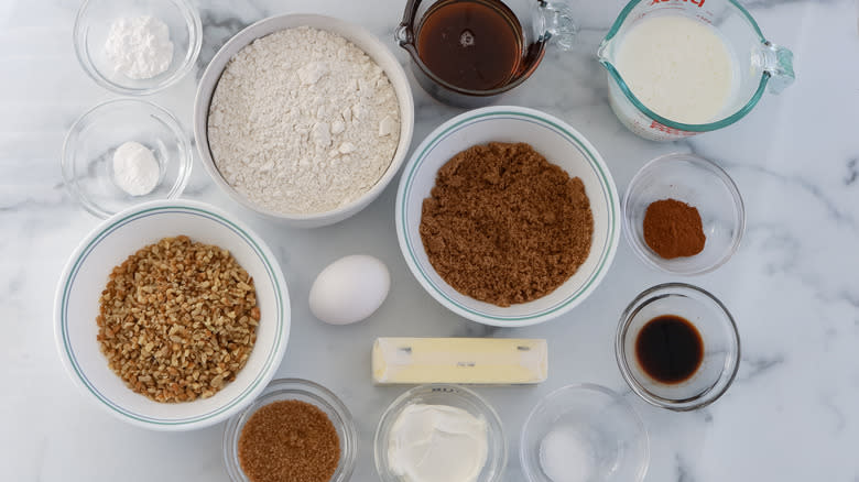 maple walnut muffin ingredients