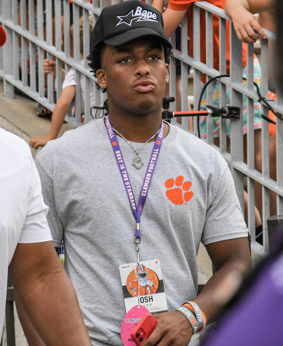 Josh Sapp, a 2022 tight end from Greenville High, before the game with Clemson and Boston College in Clemson, S.C. Saturday, October 2, 2021.
